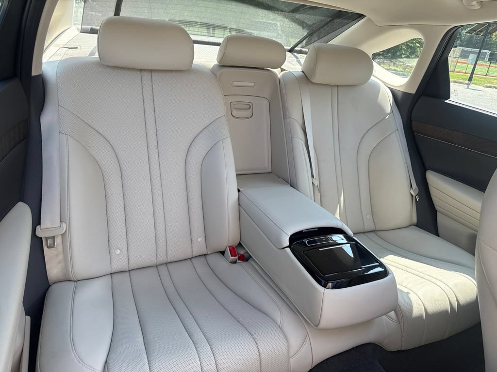 Used 2023 Genesis G80 2.5T w/ Advanced Package RWD image 37