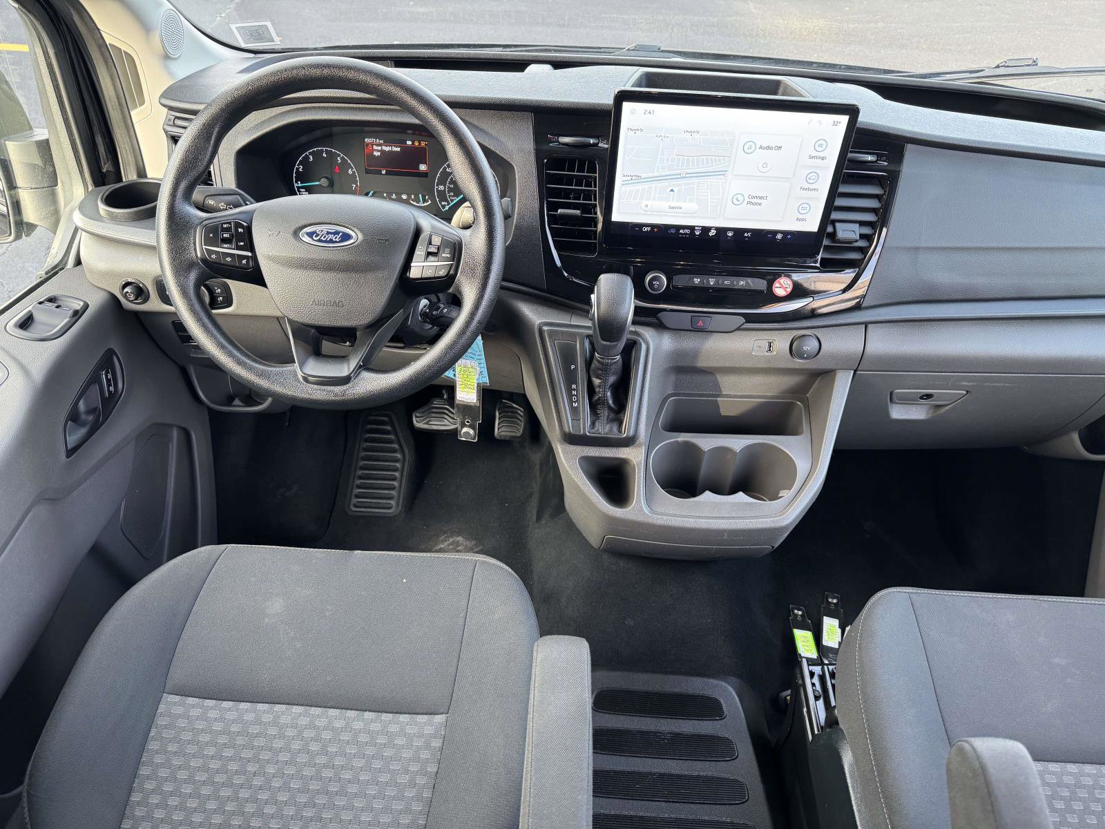 Used 2023 Ford Transit 350 XLT image 13