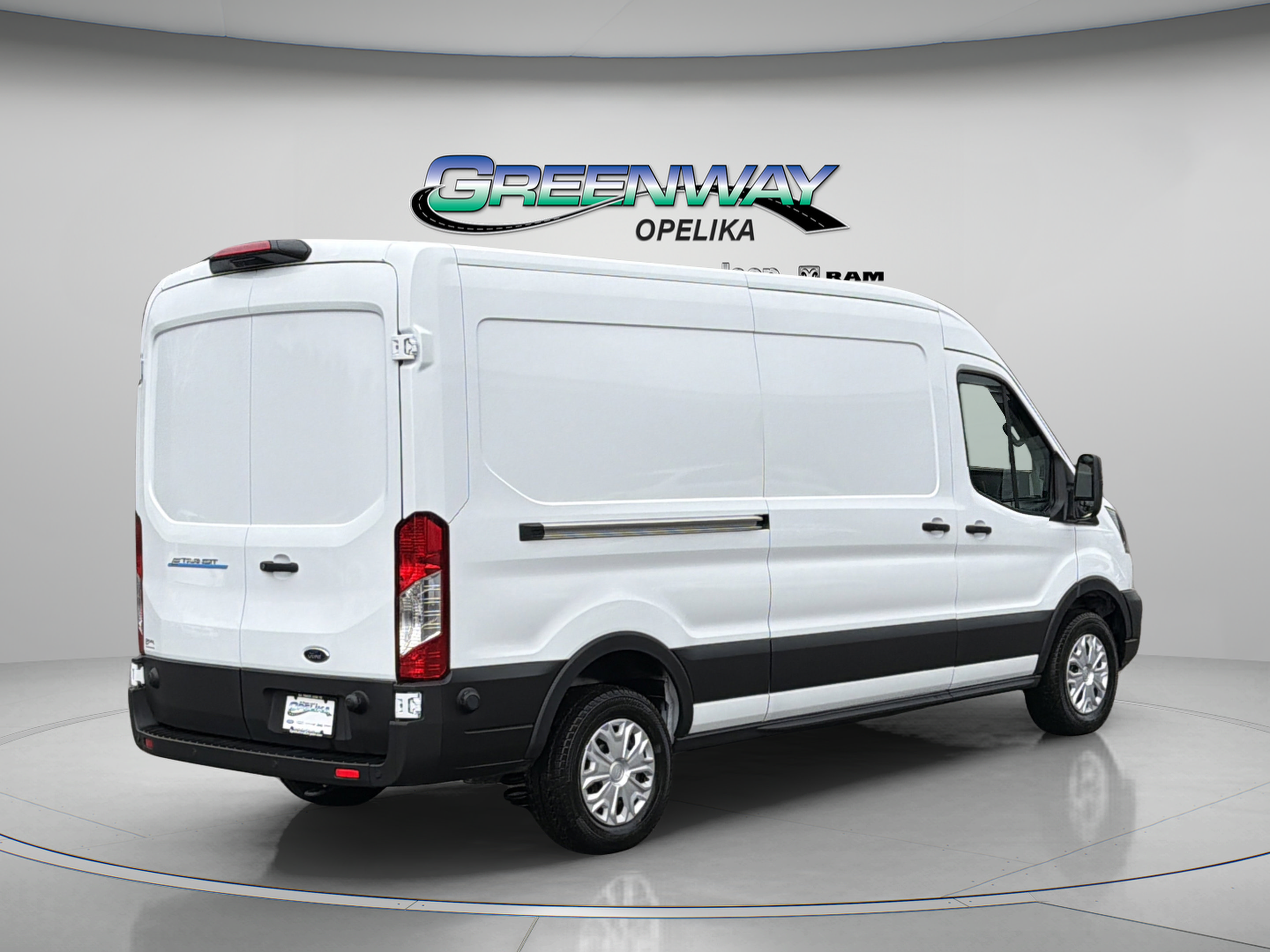 New 2025 Ford E-Transit 148 Medium Roof w/ Load Area Protection Package RWD image 7