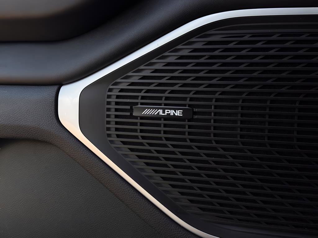 Used 2023 Jeep Wagoneer 4WD w/ Premium Group I image 27