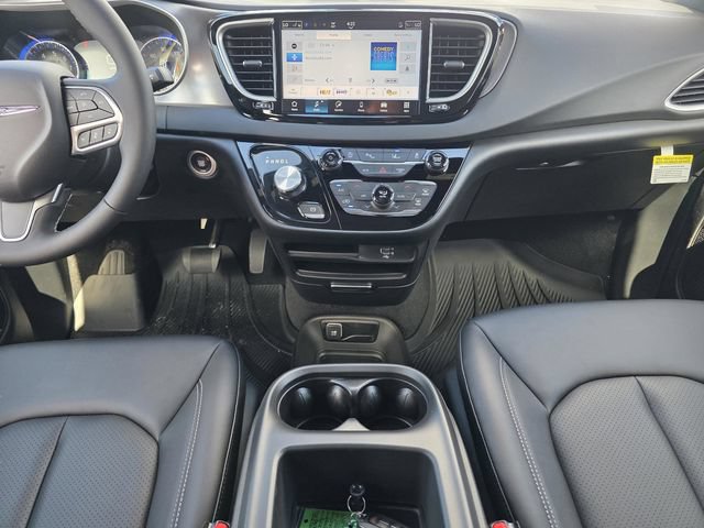 New 2026 Chrysler Voyager LX FWD image 20