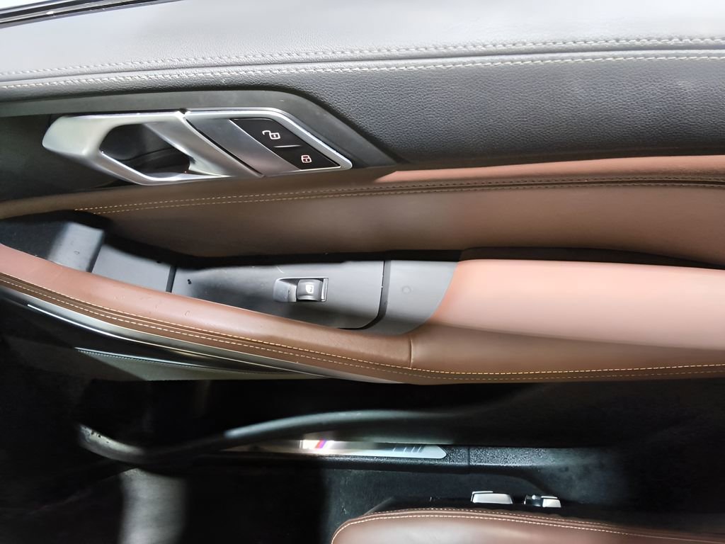 Used 2023 BMW X6 xDrive40i w/ Premium Enhanced Package image 24