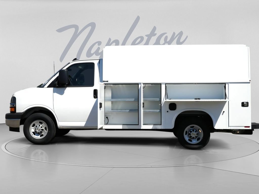 New 2026 Chevrolet Express 3500 w/ Power Convenience Package RWD image 5
