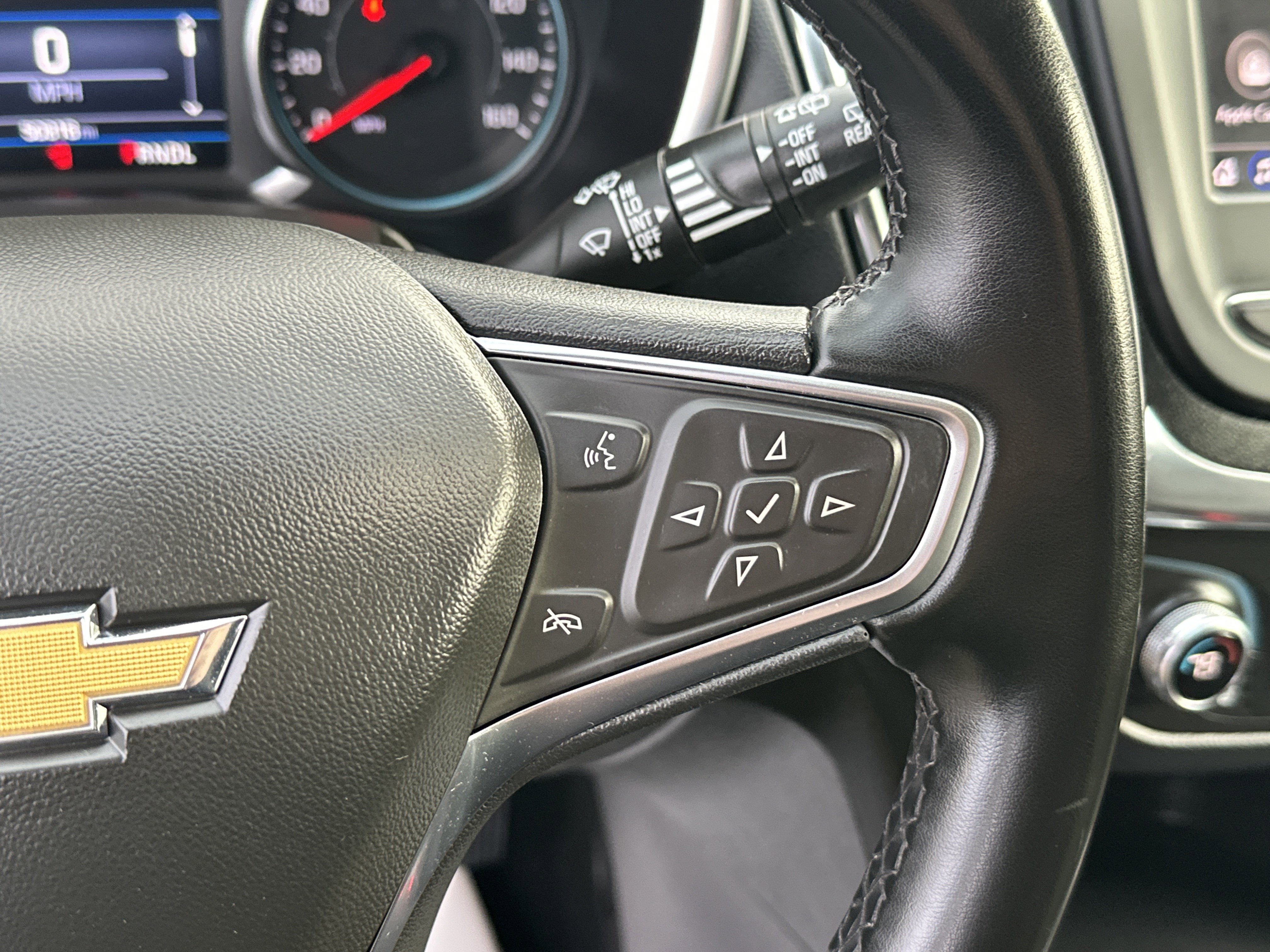 Used 2024 Chevrolet Equinox LT image 18