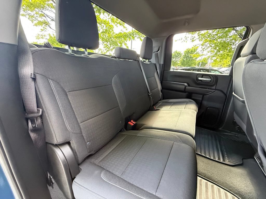 Used 2025 Chevrolet Silverado 2500 Custom w/ Custom Convenience Package AWD/4WD image 28