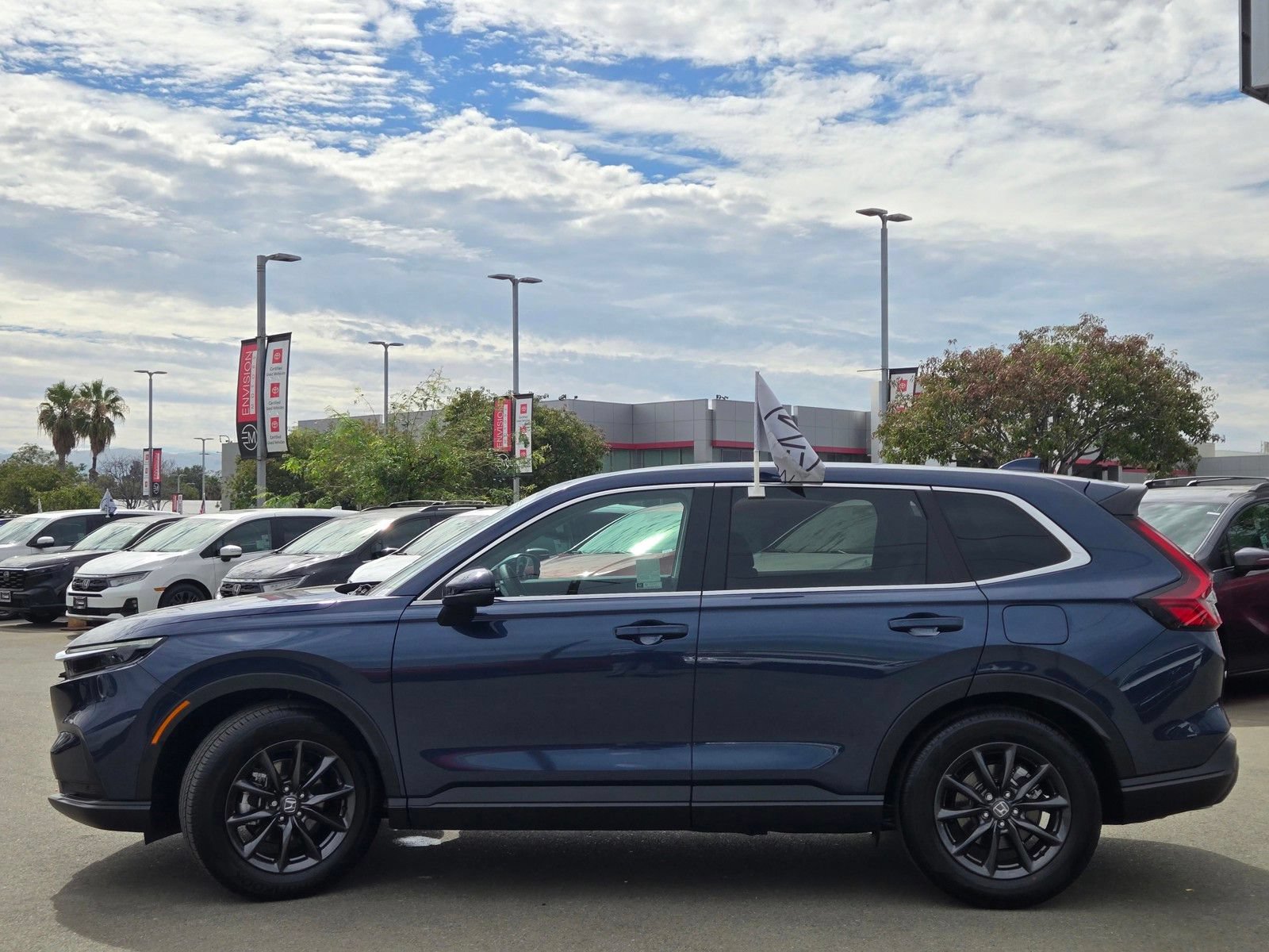 Used 2026 Honda CR-V EX-L image 4