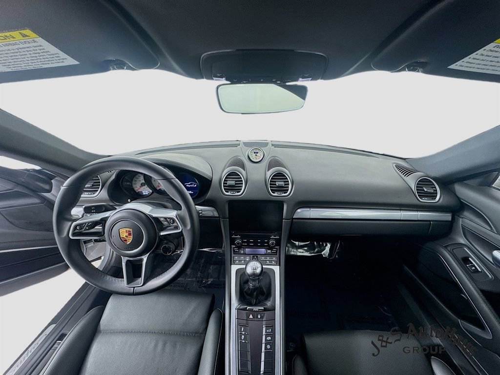 Used 2018 Porsche 718 Cayman S image 26