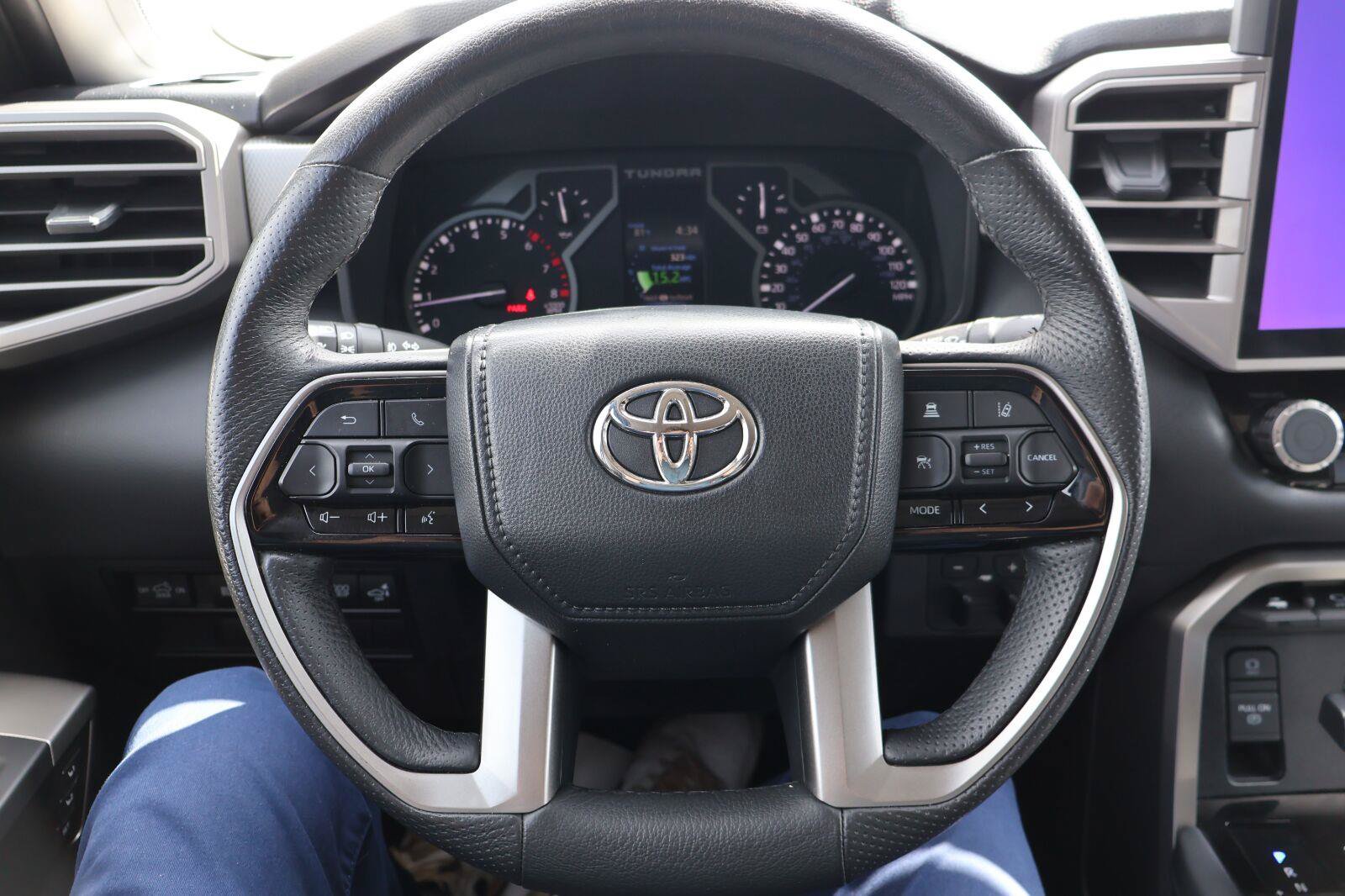 Used 2023 Toyota Tundra Limited AWD/4WD image 22