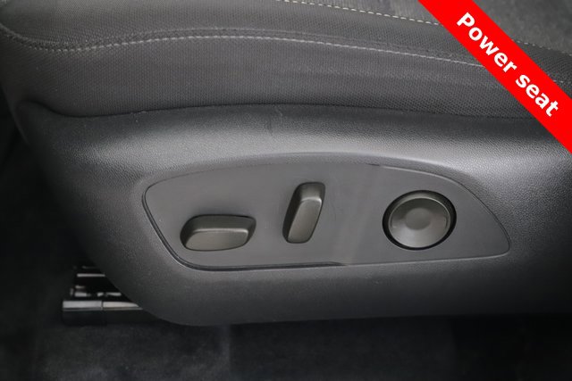 Used 2025 GMC Acadia Elevation image 15