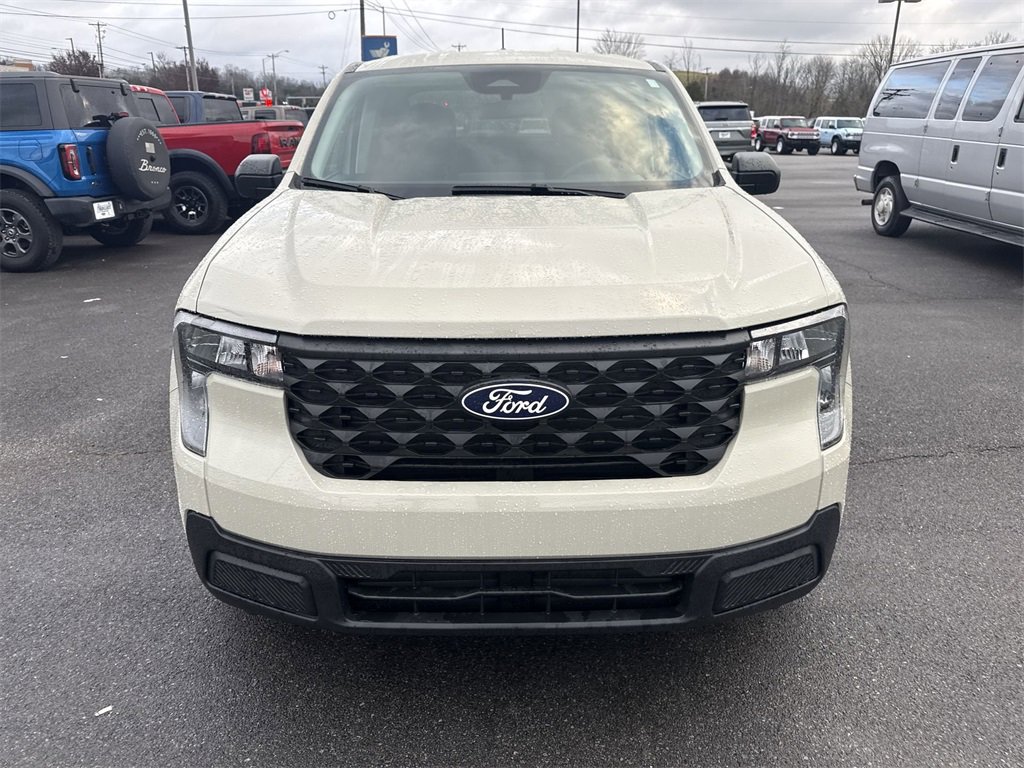 Certified 2025 Ford Maverick XL w/ Equipment Group 102A image 2