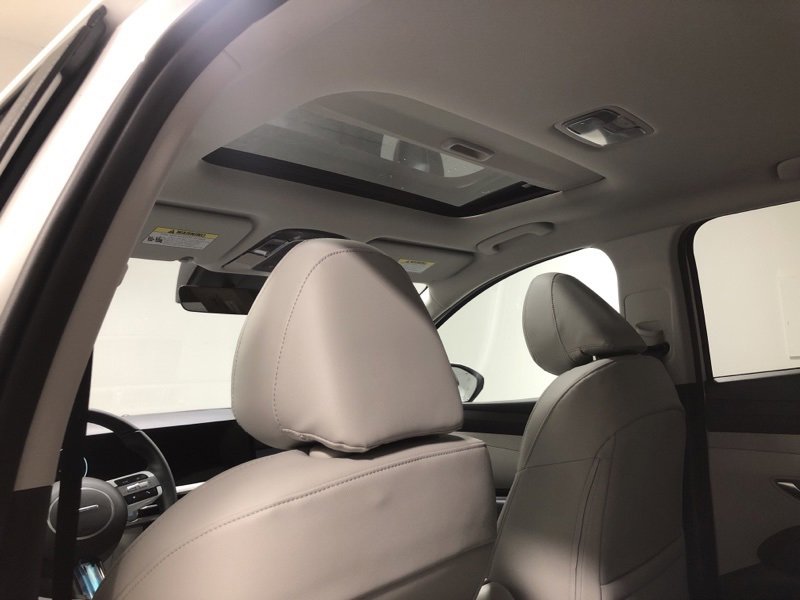 New 2026 Hyundai Tucson SEL image 19