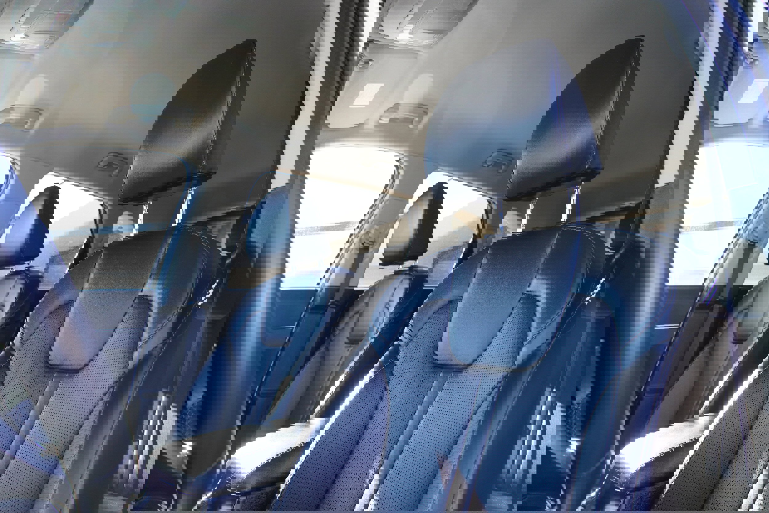 Used 2024 Kia Sorento S image 22