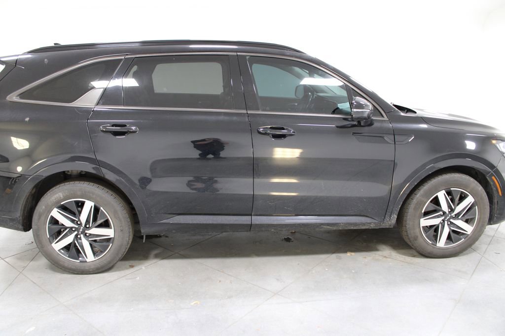 Used 2023 Kia Sorento S w/ Panoramic Sunroof Package image 11