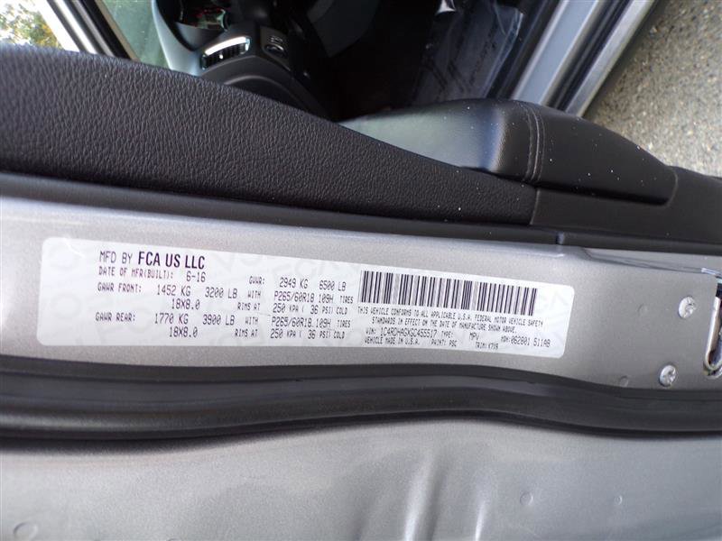 Used 2016 Dodge Durango SXT image 33