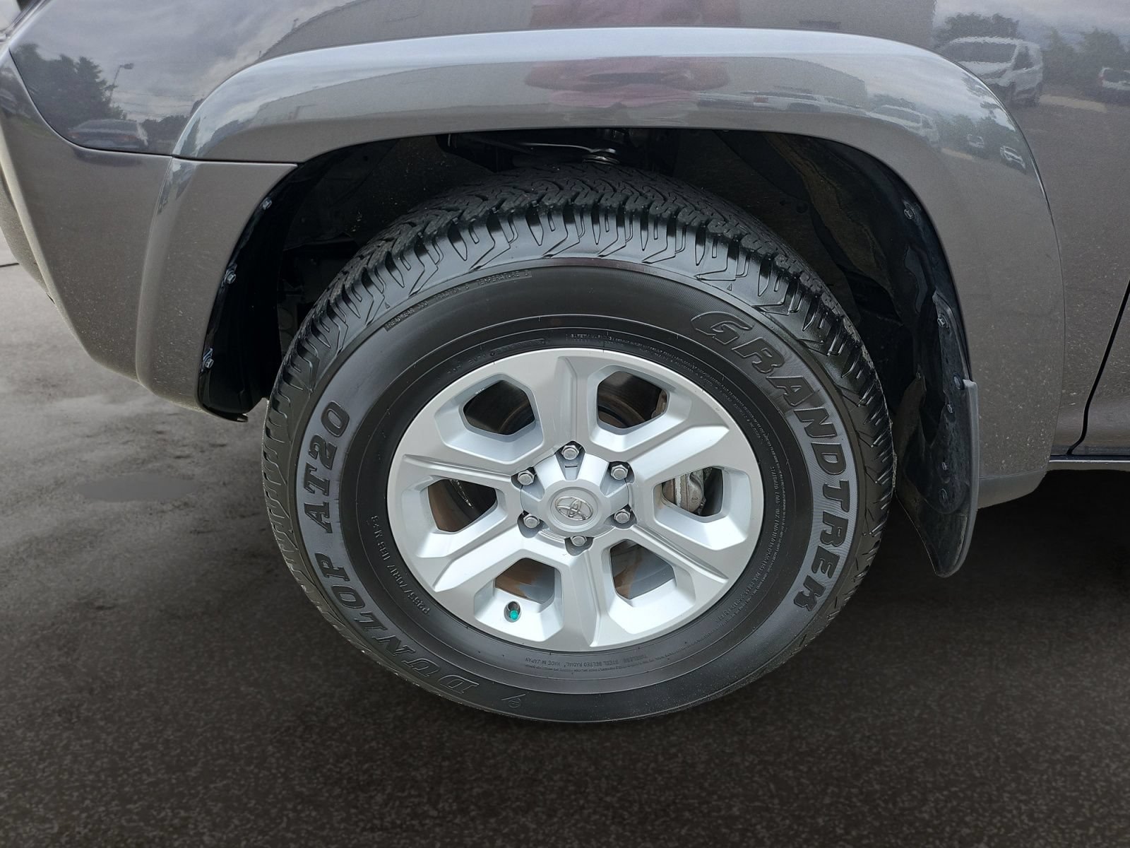 Used 2023 Toyota 4Runner SR5 Premium w/ Moonroof Package RWD image 34