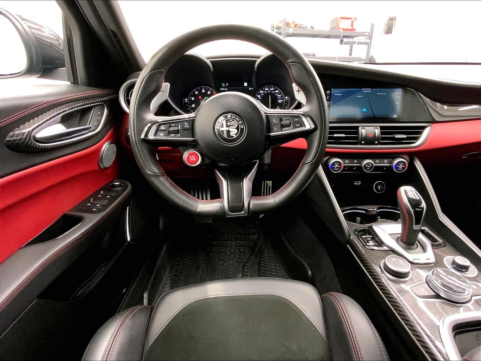 Used 2021 Alfa Romeo Giulia Quadrifoglio RWD image 13