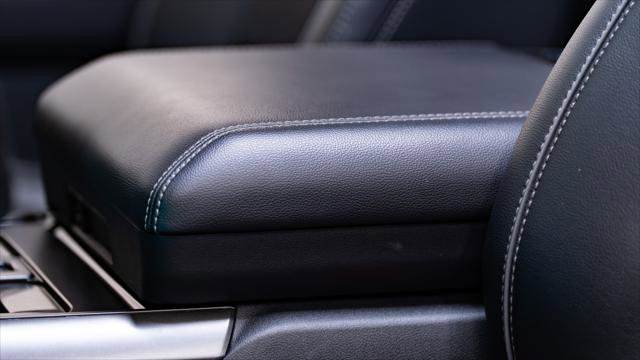 Used 2025 Ford F150 Lariat image 50