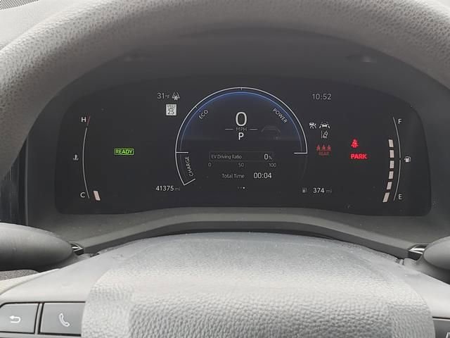 Used 2025 Toyota Camry LE FWD image 21