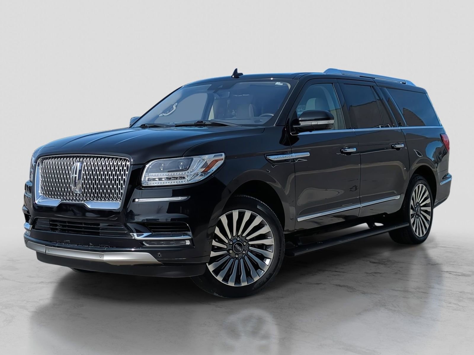 Used 2018 Lincoln Navigator L Reserve w/ Technology Package