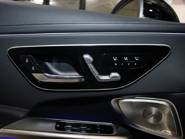 New 2027 Mercedes-Benz CLE 53 AMG 4MATIC Cabriolet image 15