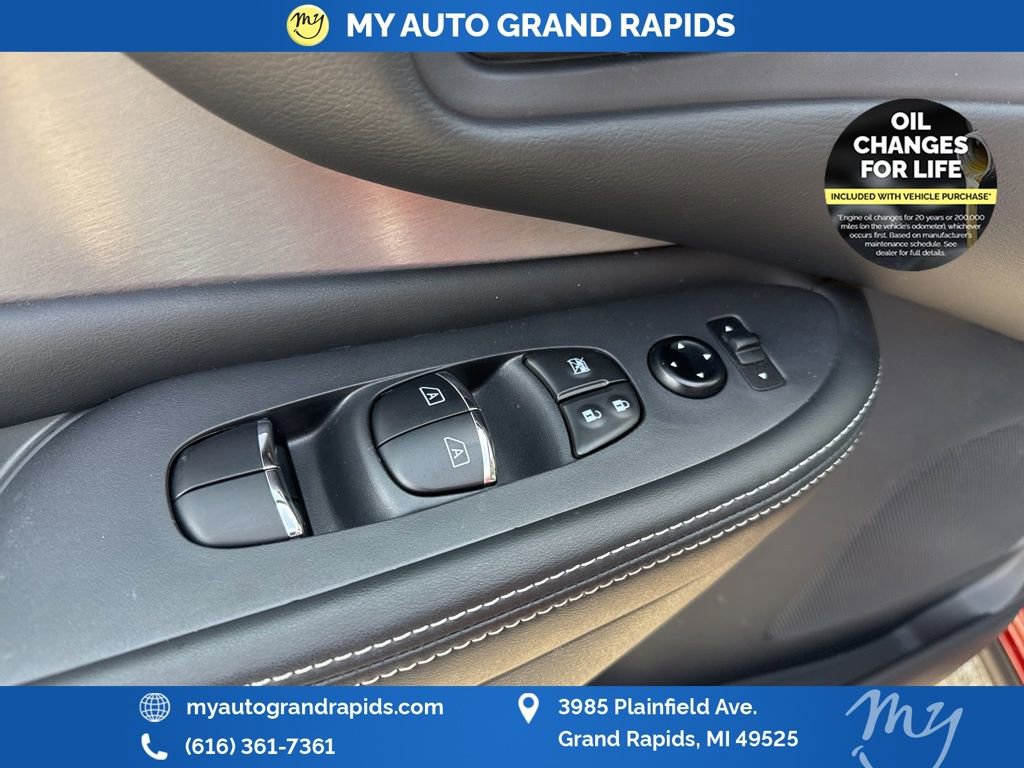 Used 2024 Nissan Murano SL image 10