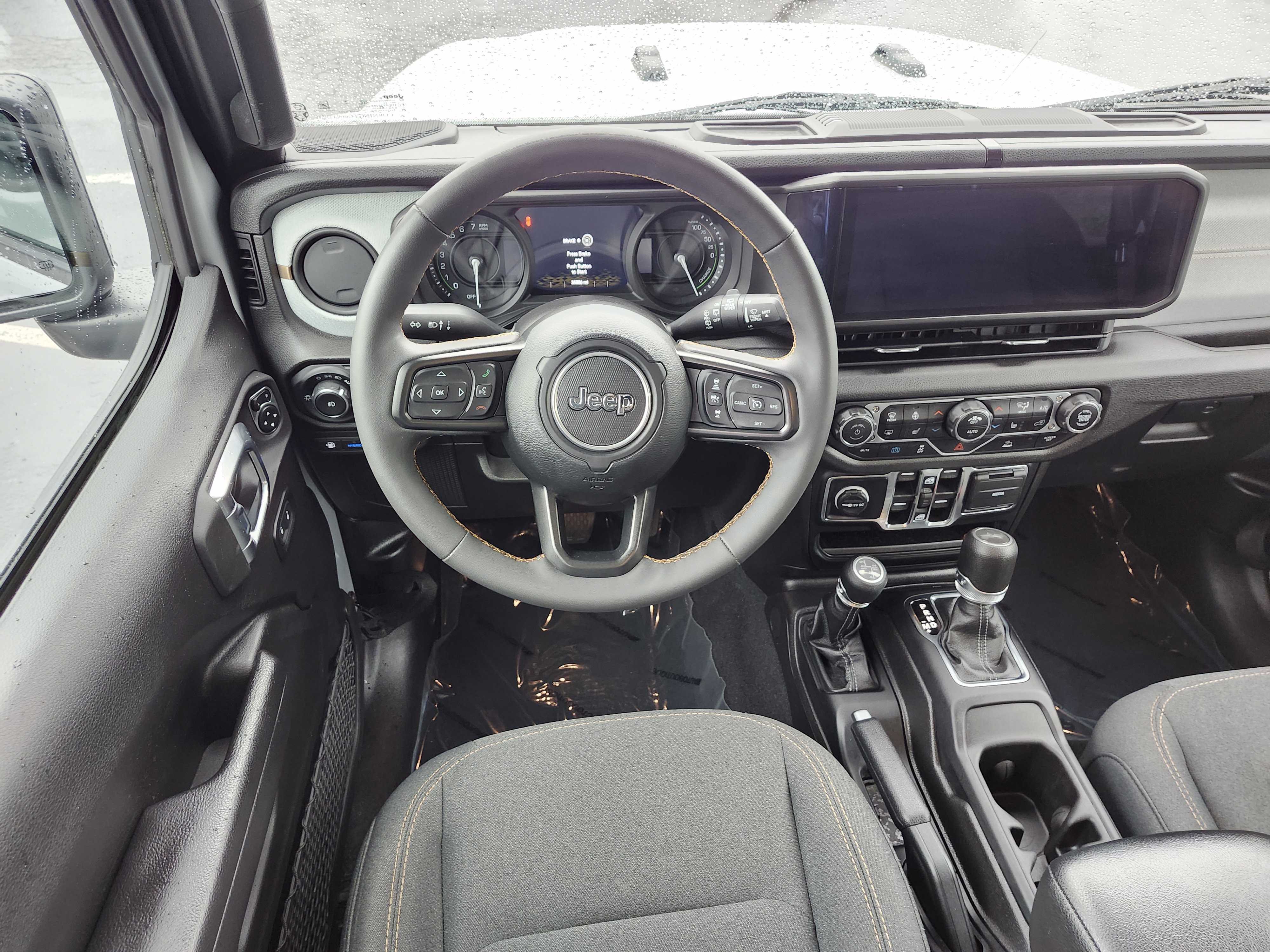 Used 2024 Jeep Wrangler Unlimited w/ Convenience Group AWD/4WD image 26