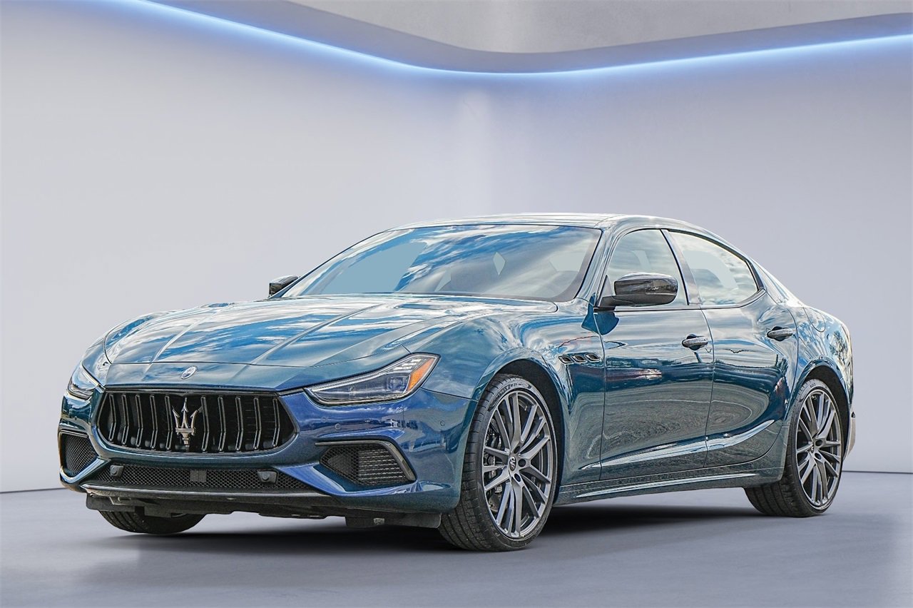 Used 2024 Maserati Ghibli Trofeo image 9