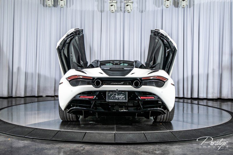 Used 2022 McLaren 720S Spider image 30