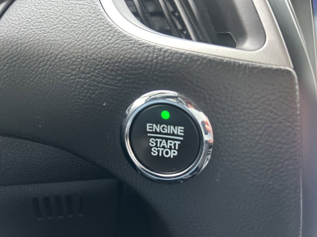 Used 2022 Ford Edge SEL image 22