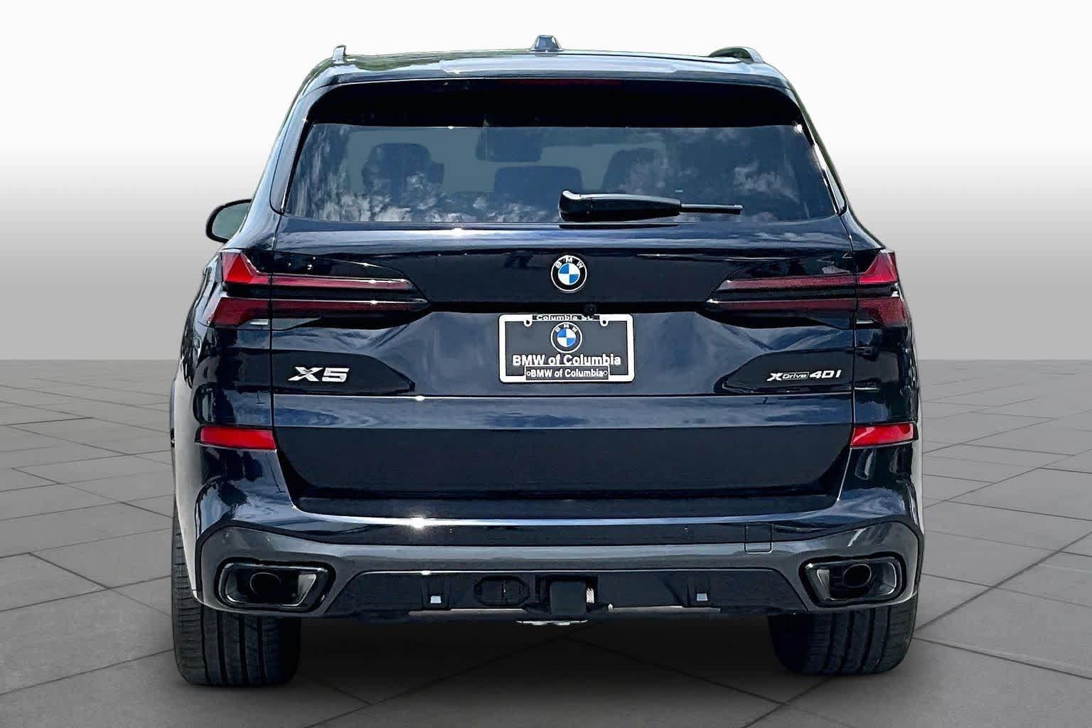 New 2026 BMW X5 xDrive40i w/ M Sport Package AWD/4WD image 4