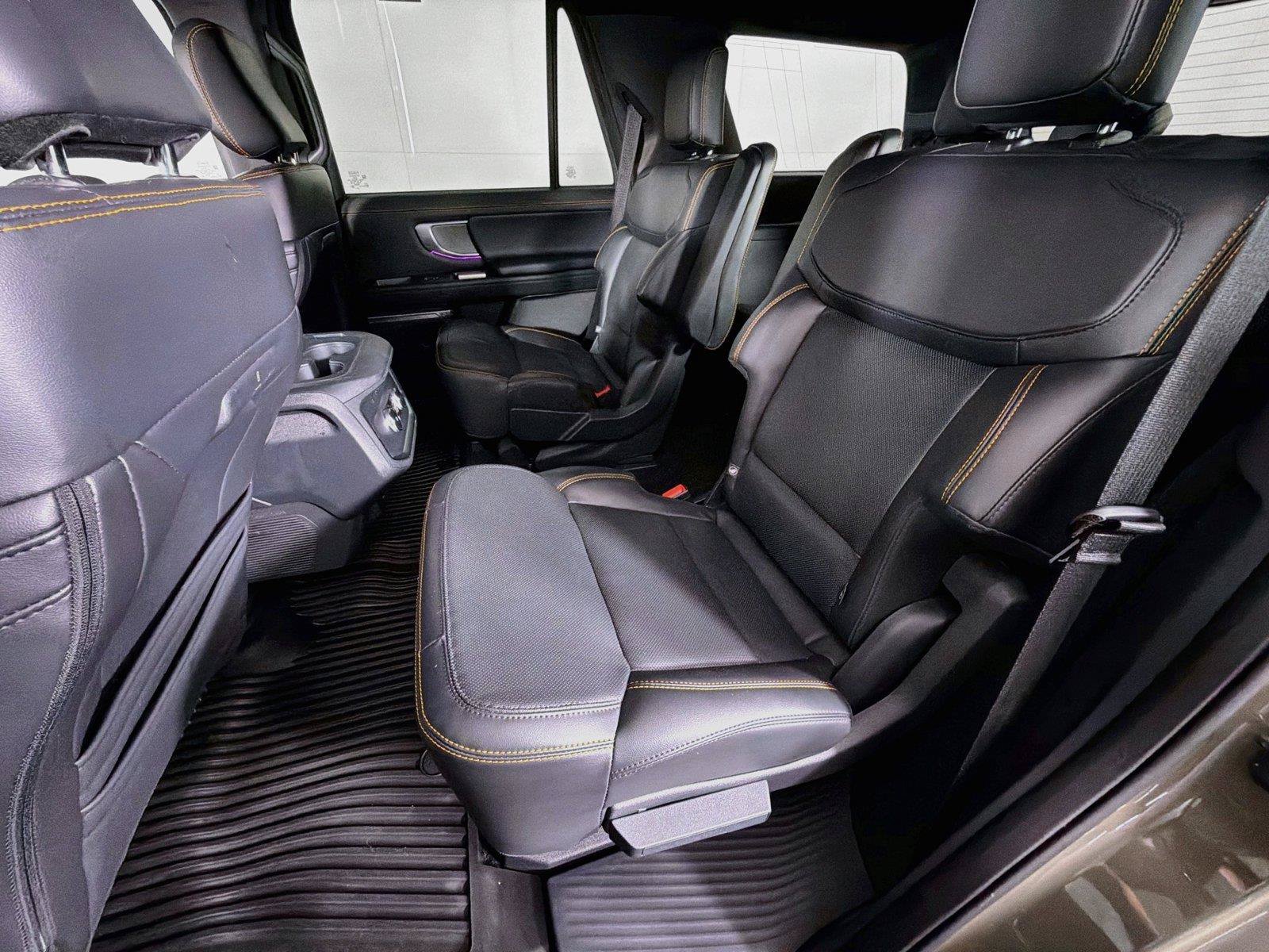 Used 2025 Ford Expedition Tremor AWD/4WD image 26