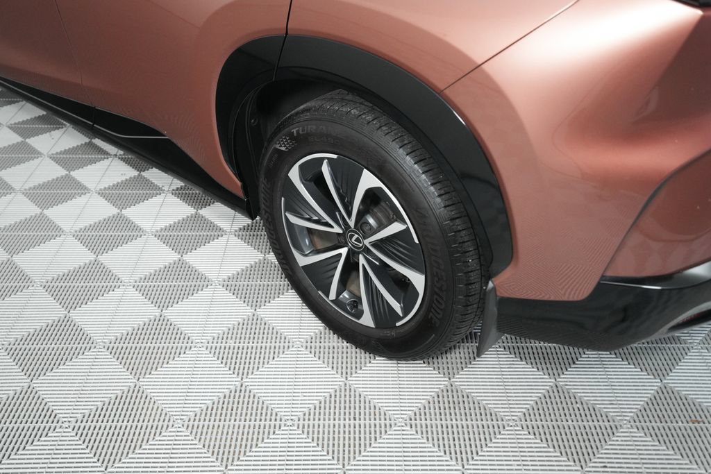 Certified 2024 Lexus RZ 300e Premium w/ Accessory Package (Z1) FWD image 8