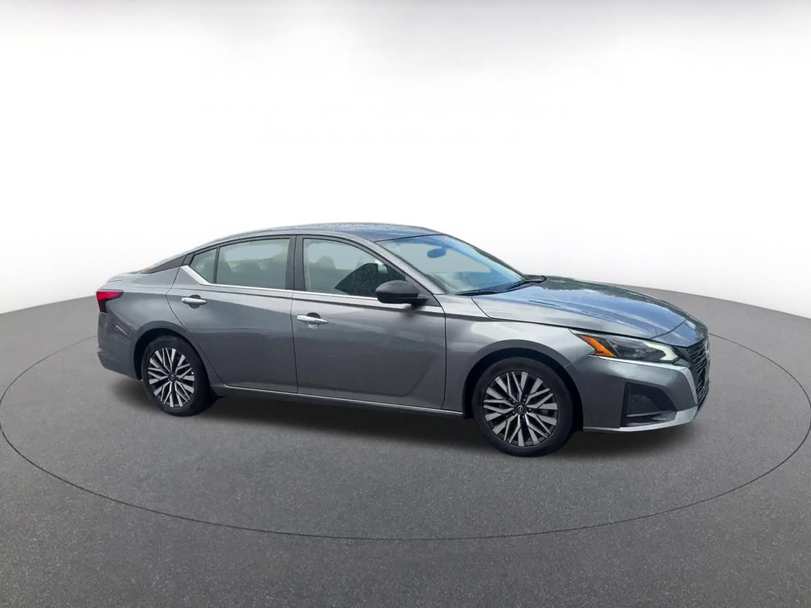 Used 2025 Nissan Altima 2.5 SV FWD video 2