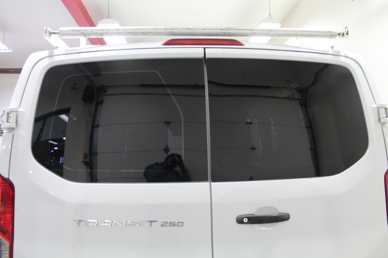 Used 2018 Ford Transit 250 130 Low Roof w/ Exterior Upgrade Package image 5