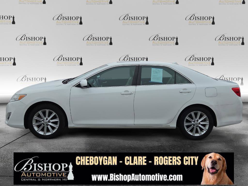 Used 2013 Toyota Camry XLE w/ Leather Pkg image 19