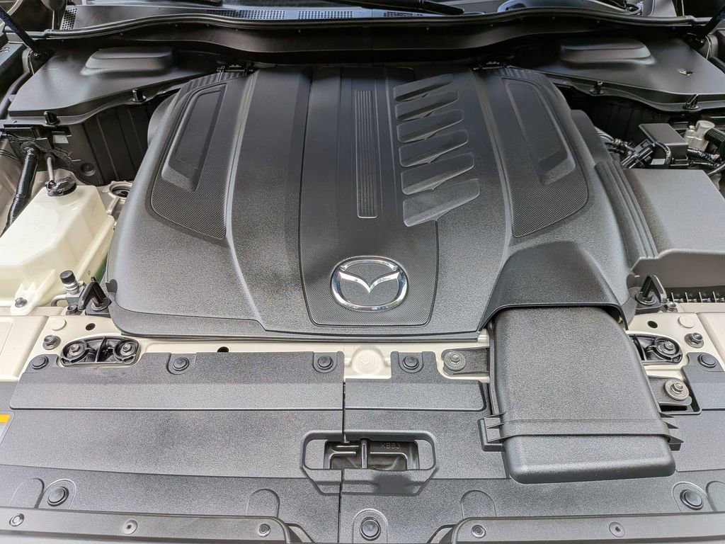 Used 2025 MAZDA CX-90 3.3 Turbo w/ Premium Plus Pkg image 32