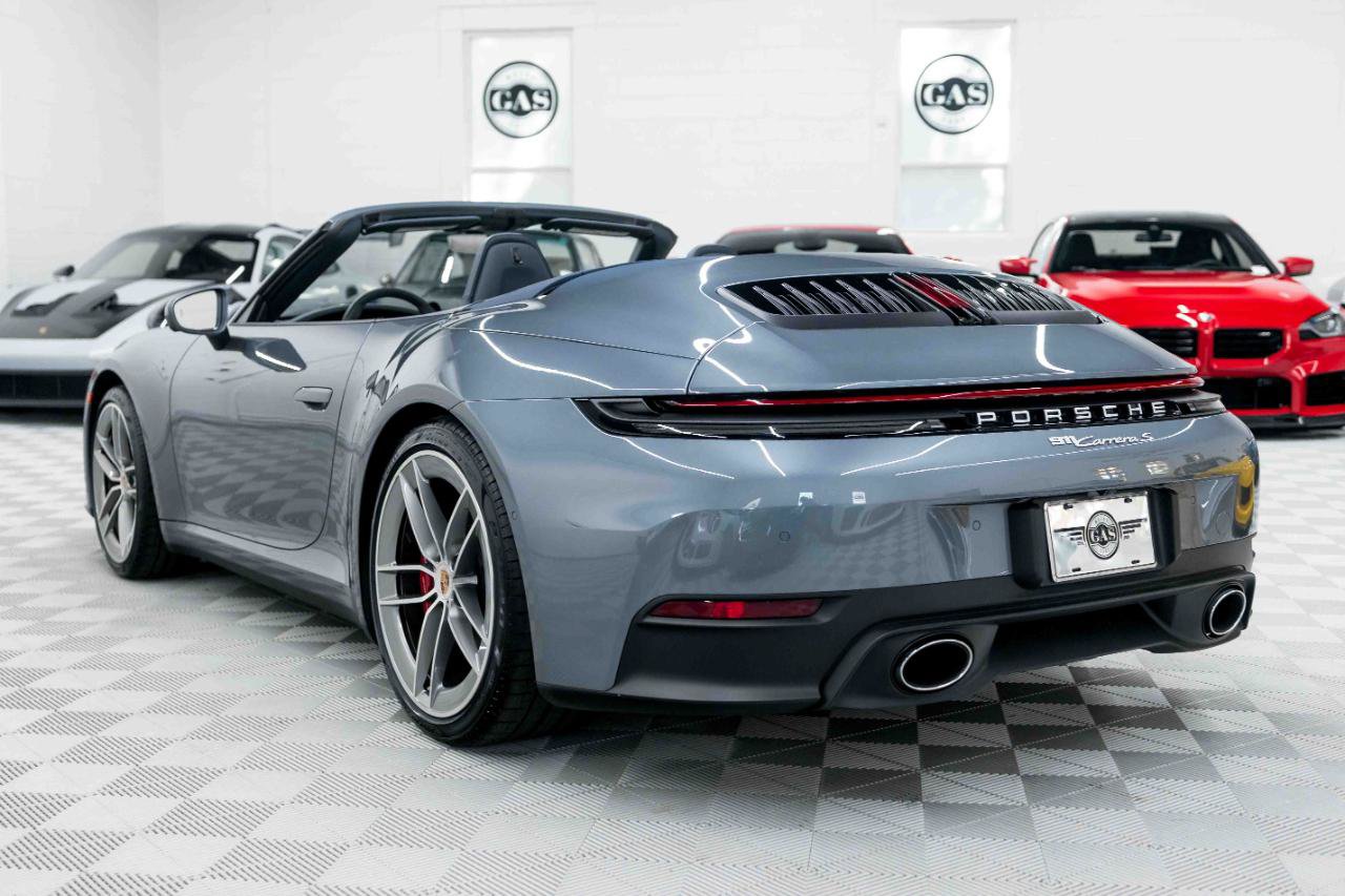 Used 2025 Porsche 911 Carrera S RWD image 9