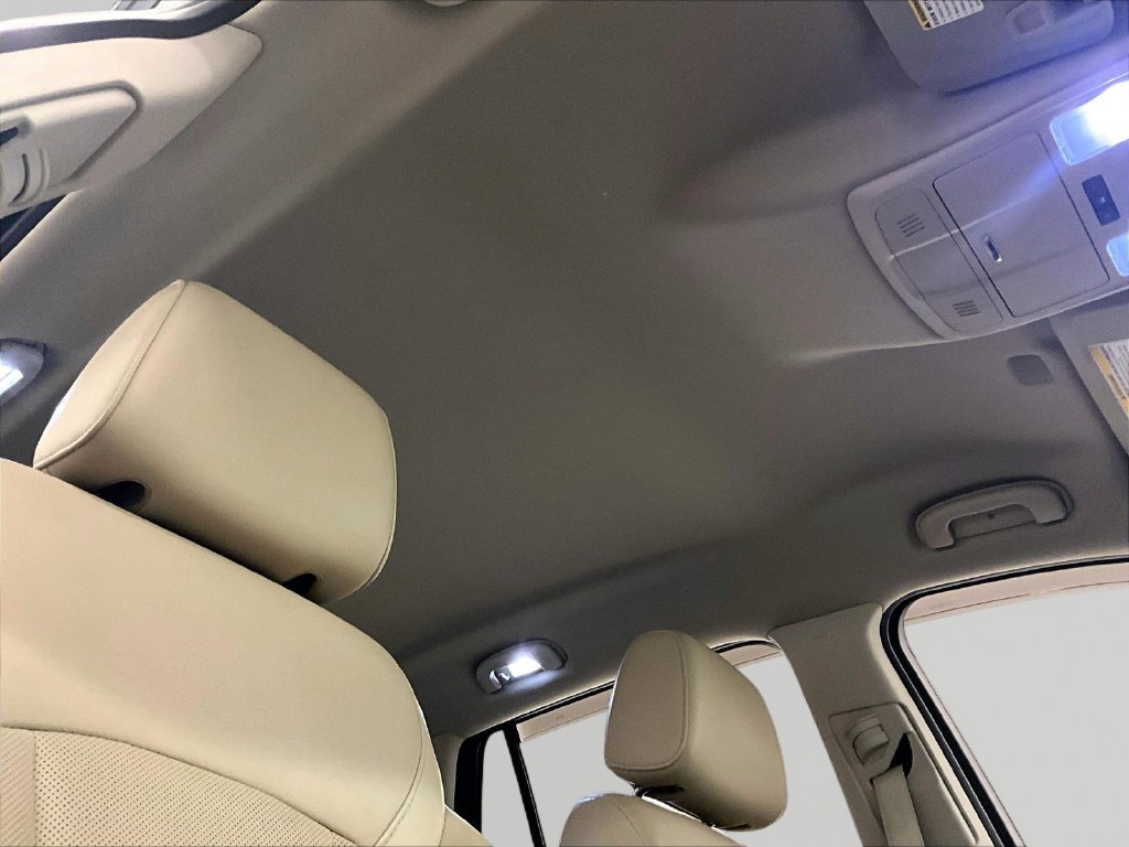 Used 2019 Buick Envision Essence AWD/4WD image 26