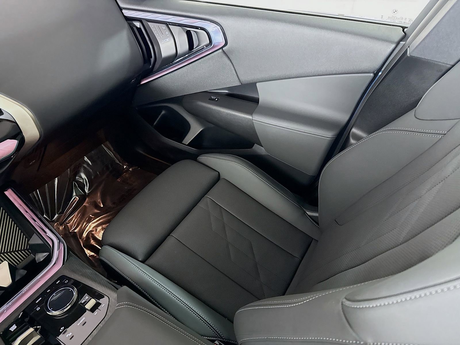 Used 2025 BMW X3 xDrive30i w/ Convenience Package image 24