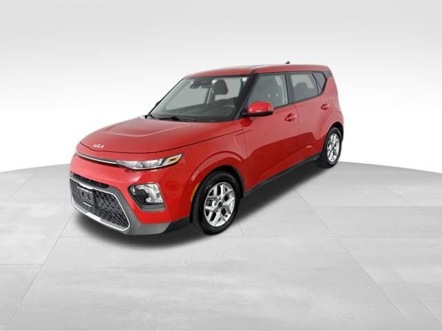 Certified 2022 Kia Soul LX w/ Technology Package FWD image 5