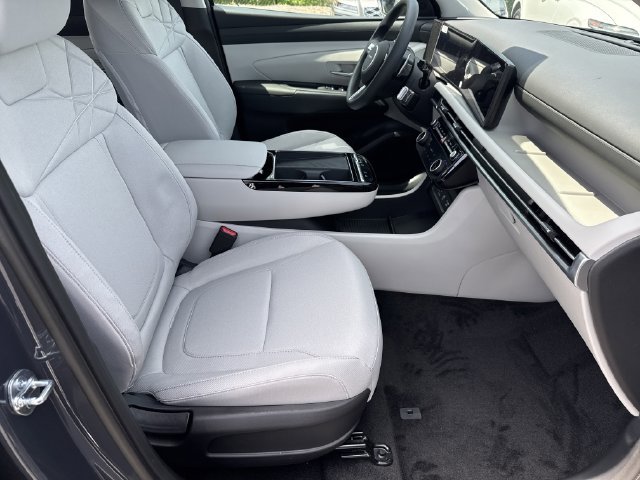 New 2026 Hyundai Tucson Blue SE AWD/4WD image 16