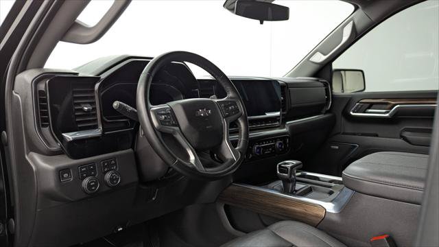 Used 2023 Chevrolet Silverado 1500 LT Trail Boss w/ LT Trail Boss Premium Package AWD/4WD image 21