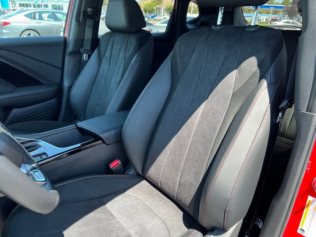 Certified 2025 Acura ADX A-Spec AWD/4WD image 15
