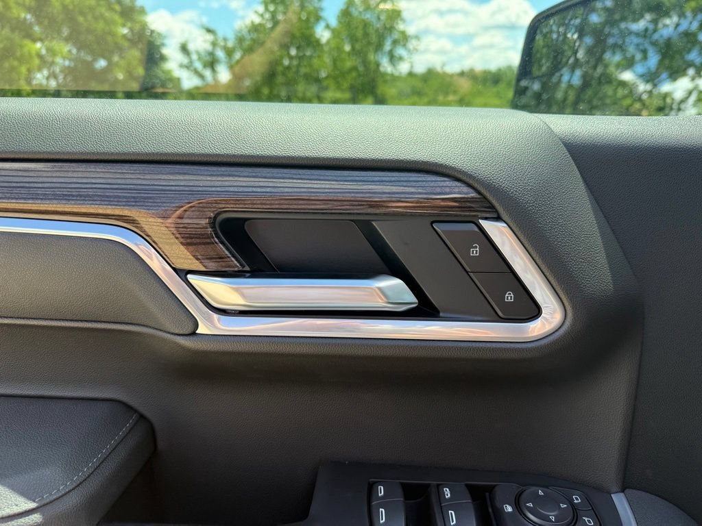 New 2026 Chevrolet Silverado 1500 RST w/ RST Select Package AWD/4WD image 24