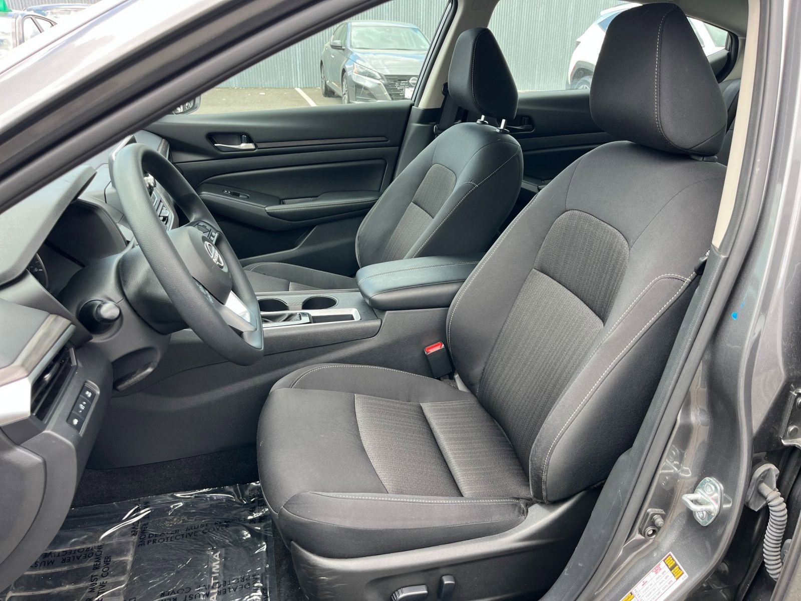 Used 2025 Nissan Altima 2.5 SV image 37