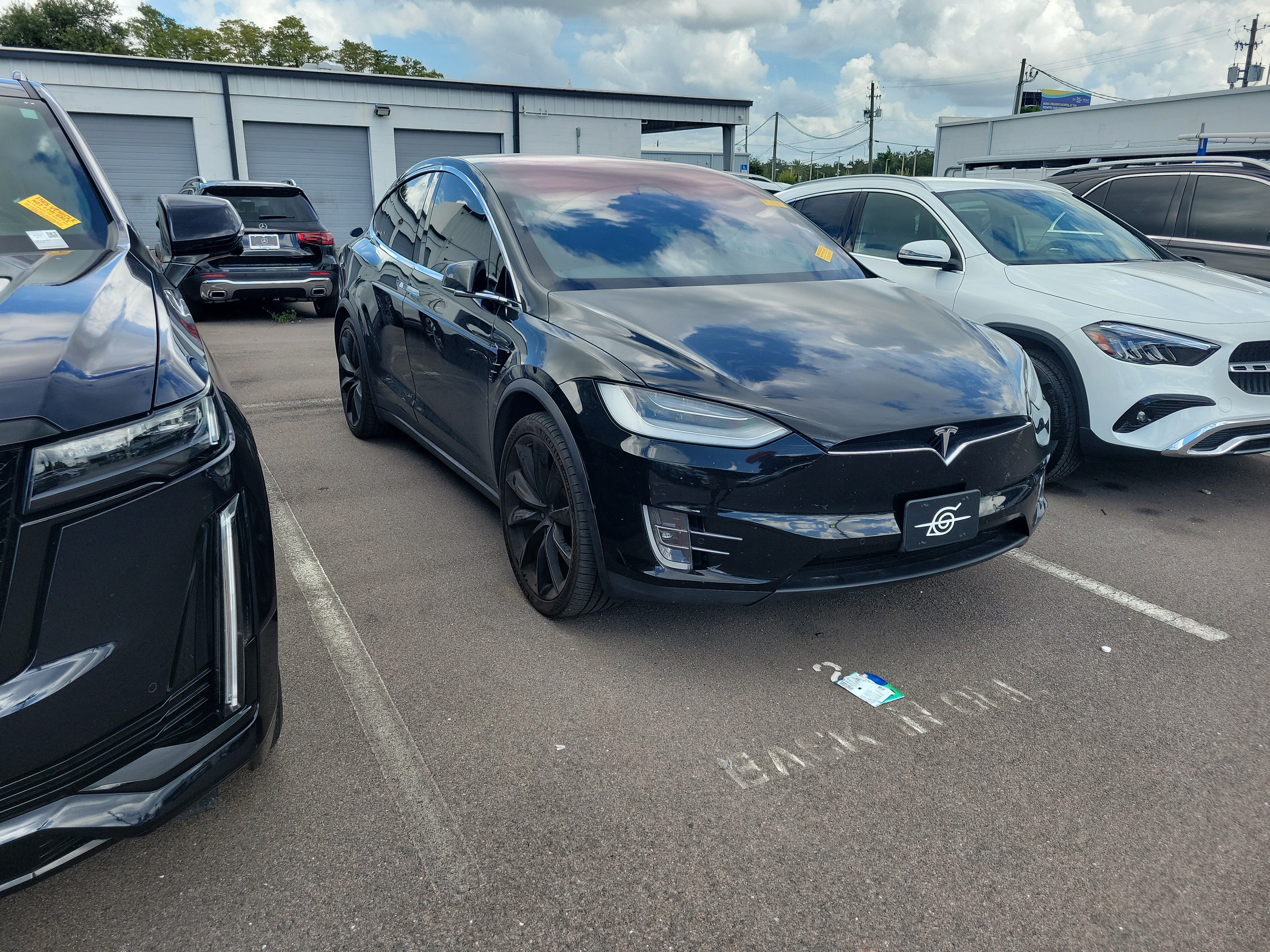 Used 2020 Tesla Model X Performance AWD/4WD image 3