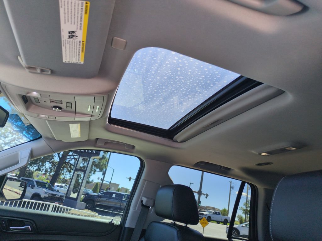 Used 2018 Chevrolet Tahoe LT w/ Luxury Package AWD/4WD image 21