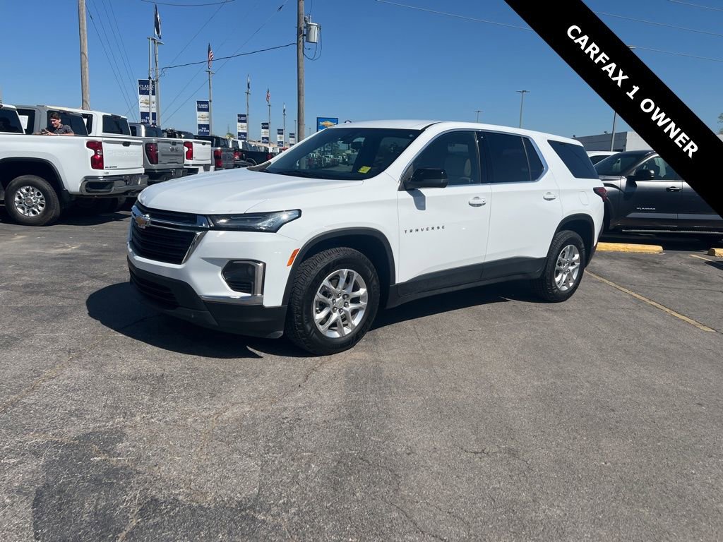 Used 2022 Chevrolet Traverse LS image 7