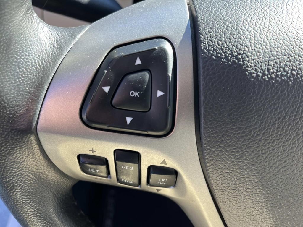 Used 2019 Ford Taurus Limited image 29