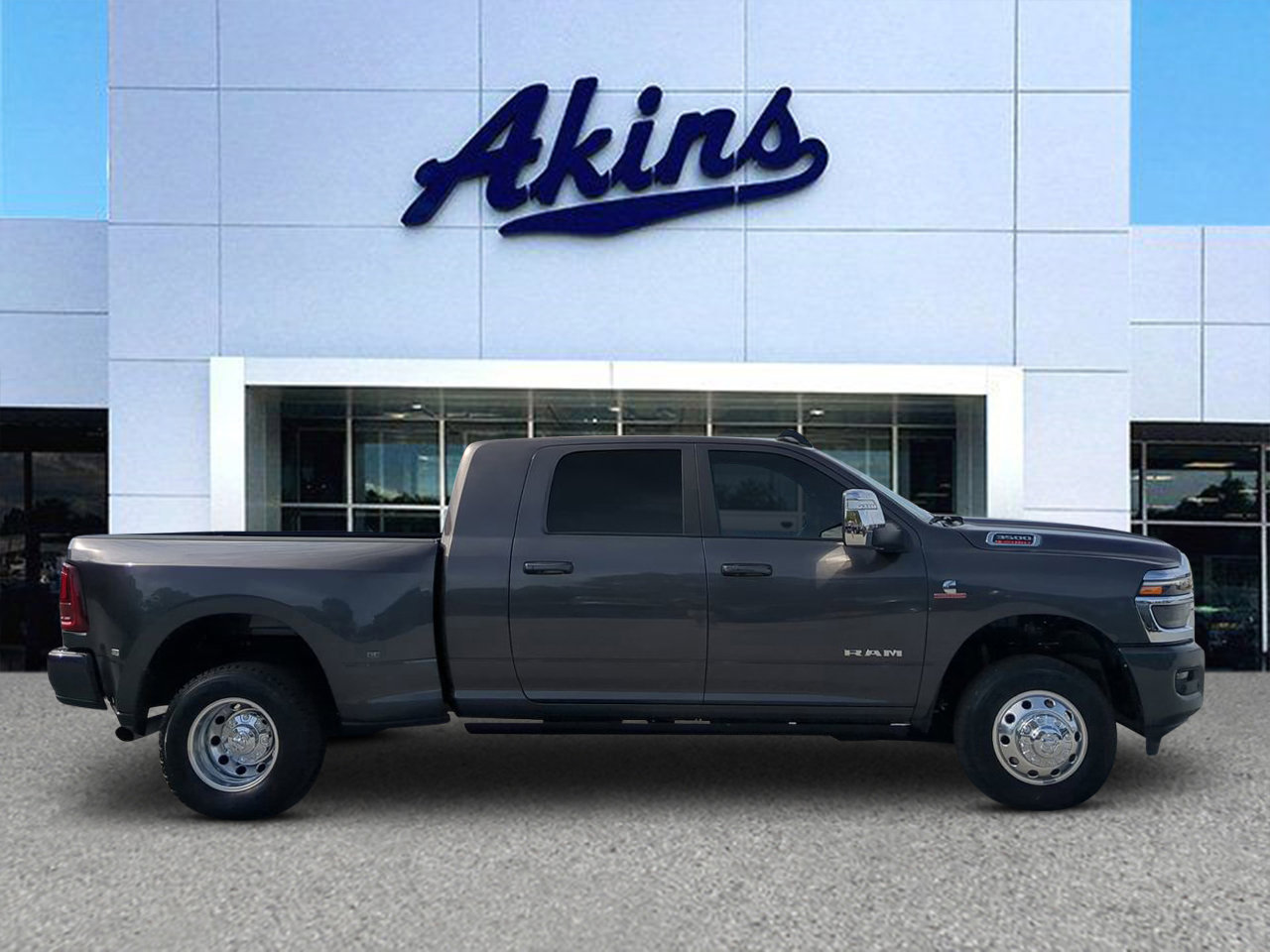 Used 2025 RAM 3500 Laramie image 1